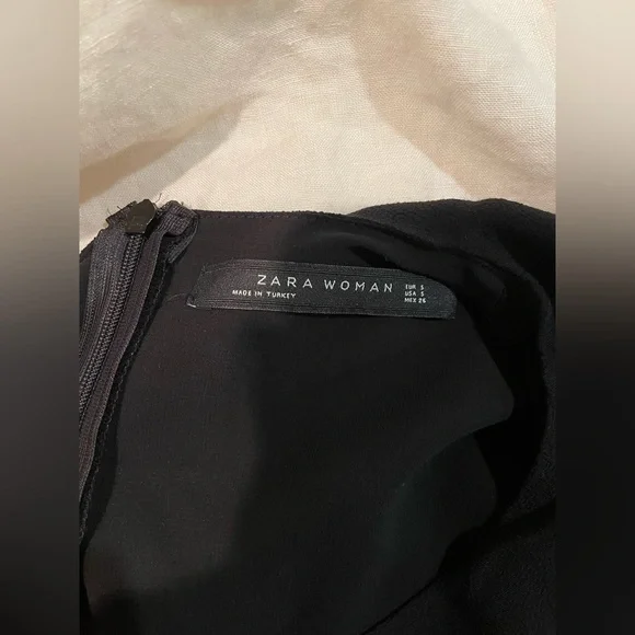 Beautiful black Zara dress - Picture 4 of 4